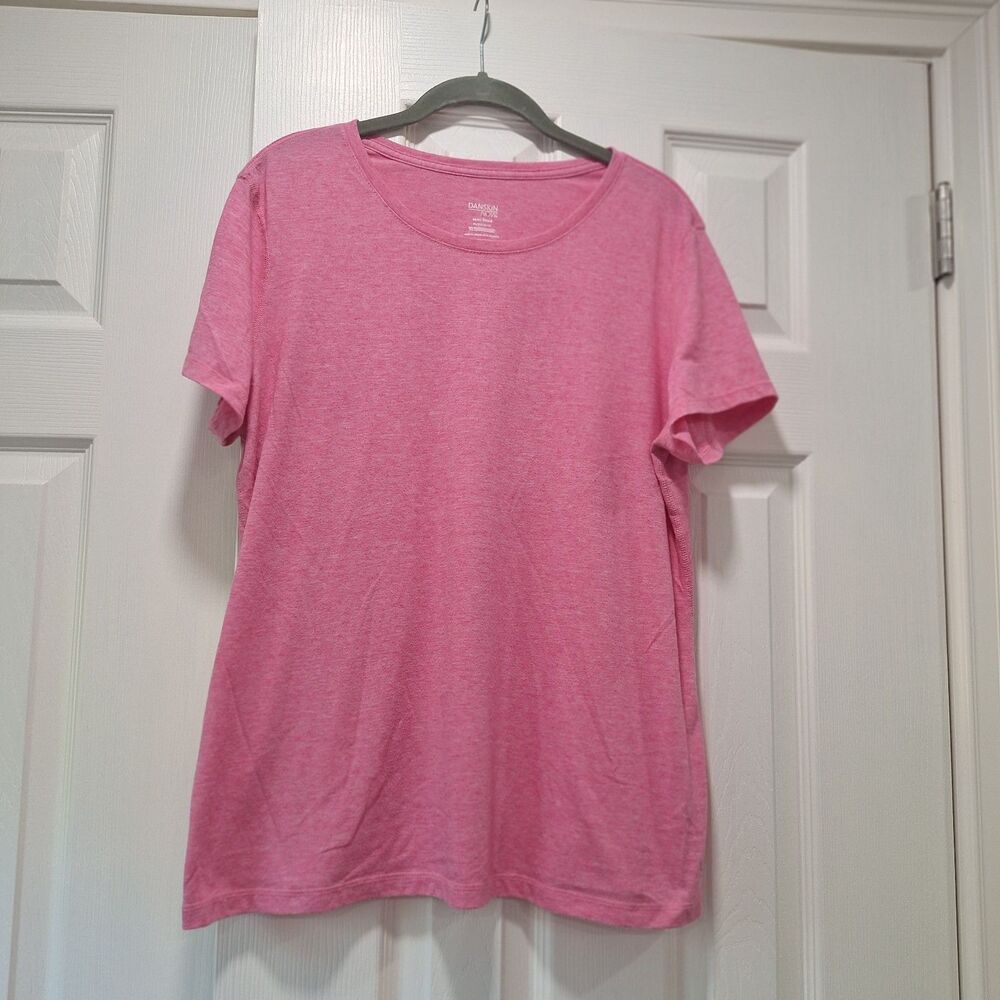 Danskin Now Pink Semi-Fitted Active Top Women’s XL 16-18